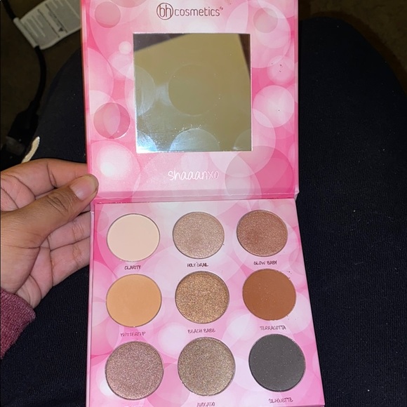 Shaaannxo the remix palette. - Picture 3 of 3